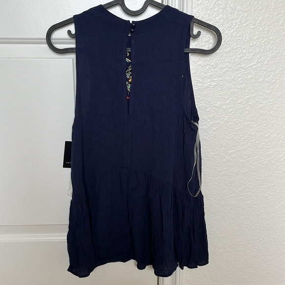 NWT tank top - Picture 2 of 7